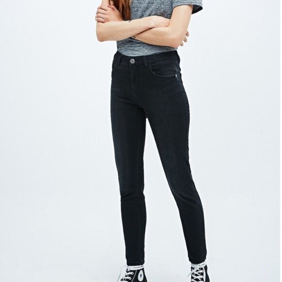 Bdg mid rise cigarette ankle black jeans size 25 - Picture 5 of 7